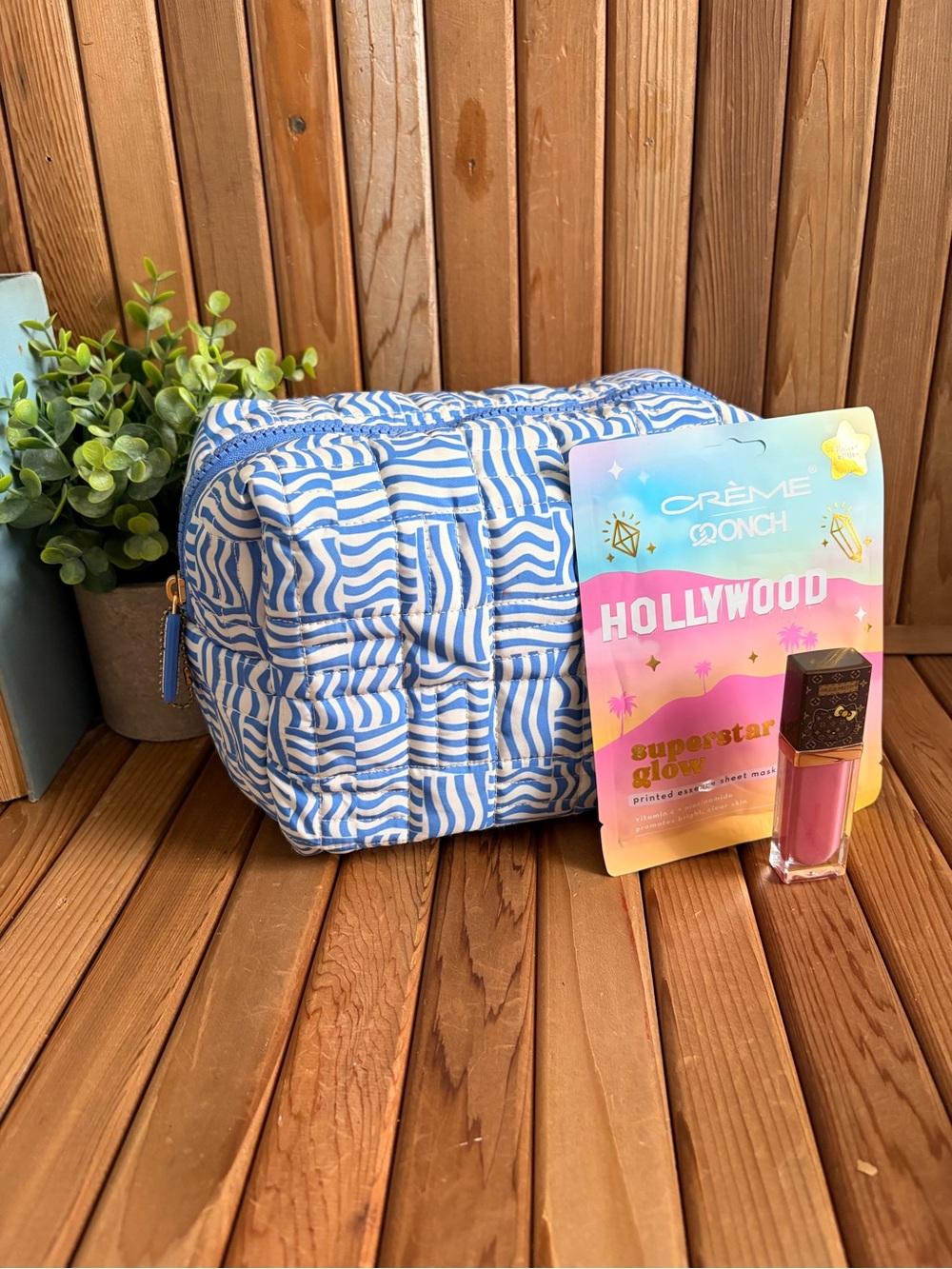 Sonia Kashuk Quilted Travel Bag, Creme Hollywood Mask + Hello Kitty Lip Gloss